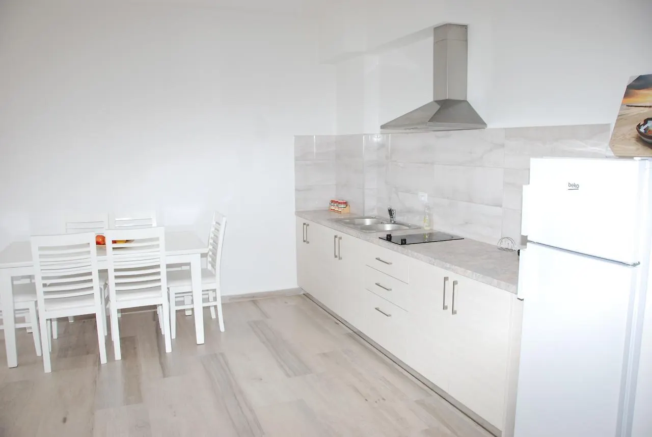 Elegance Apartment Sarande